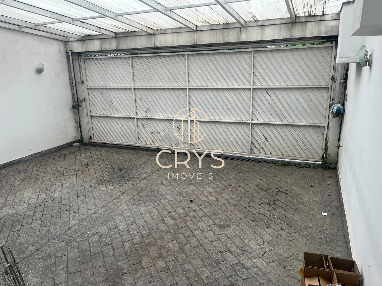 Casa para alugar com 4 quartos, 400m² - Foto 11
