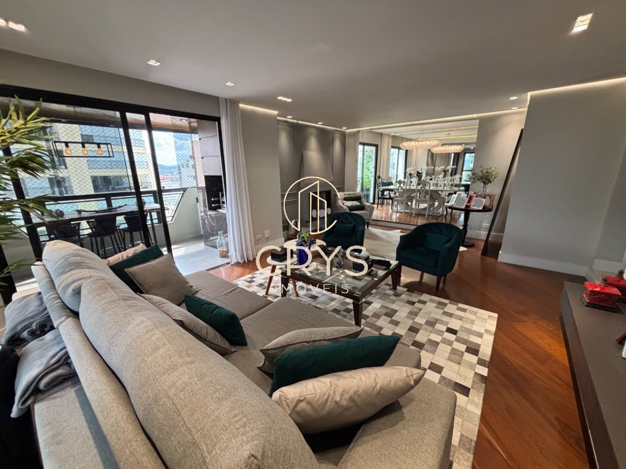 Apartamento, 4 quartos, 230 m² - Foto 1