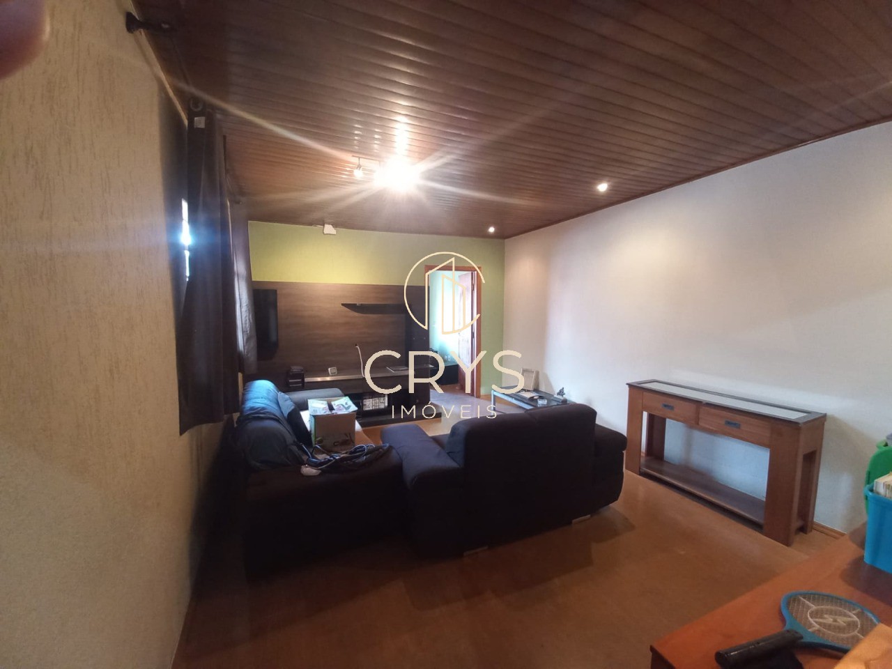 Casa à venda com 2 quartos, 90m² - Foto 3