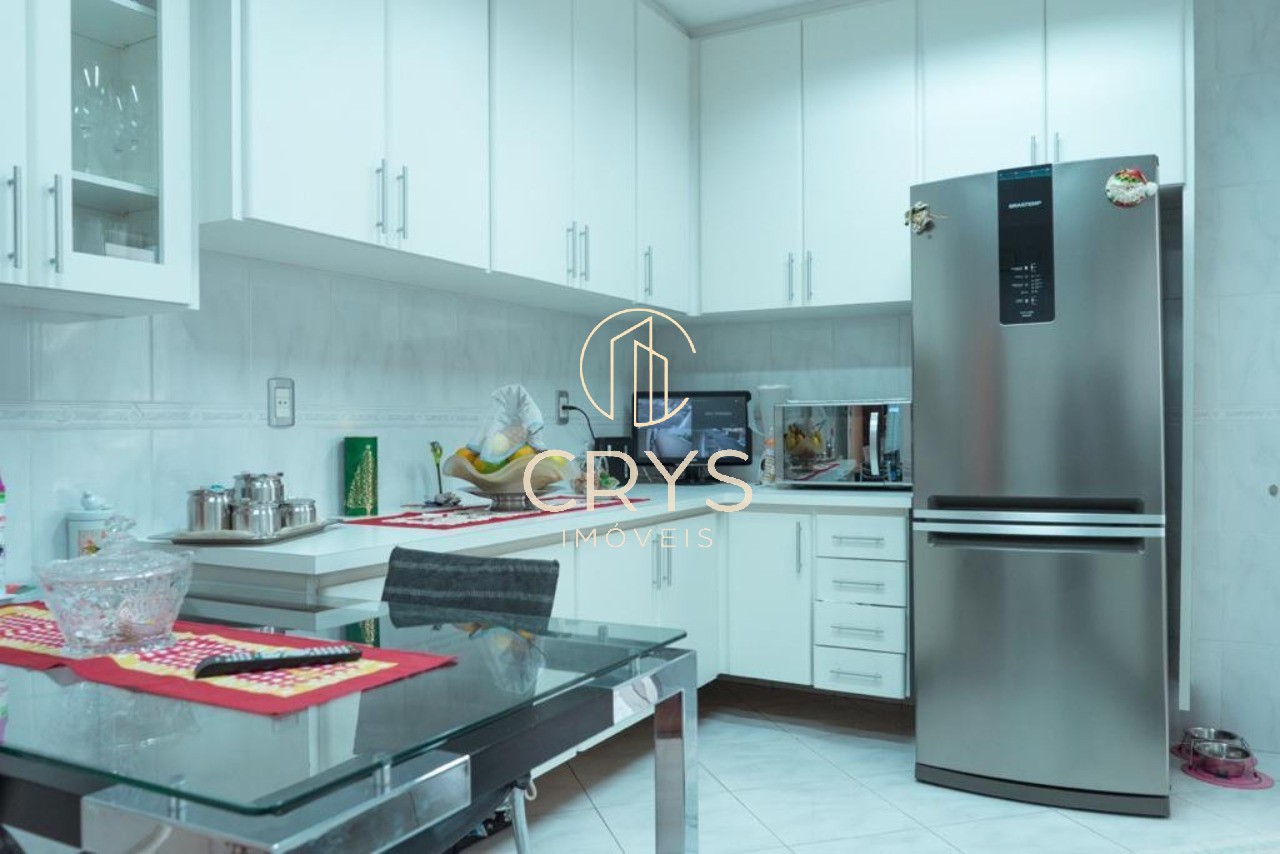 Casa, 3 quartos, 240 m² - Foto 17