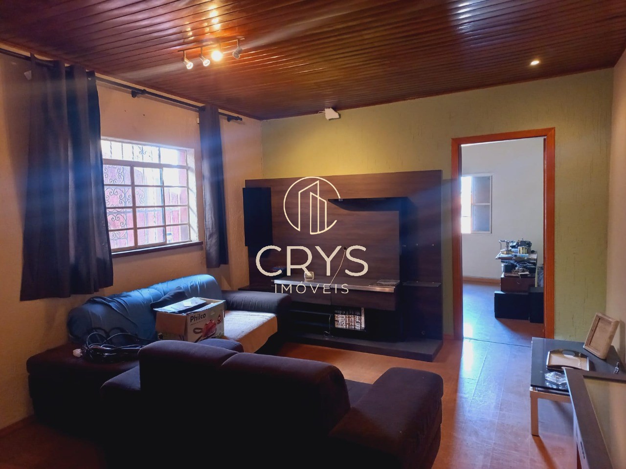 Casa à venda com 2 quartos, 90m² - Foto 2