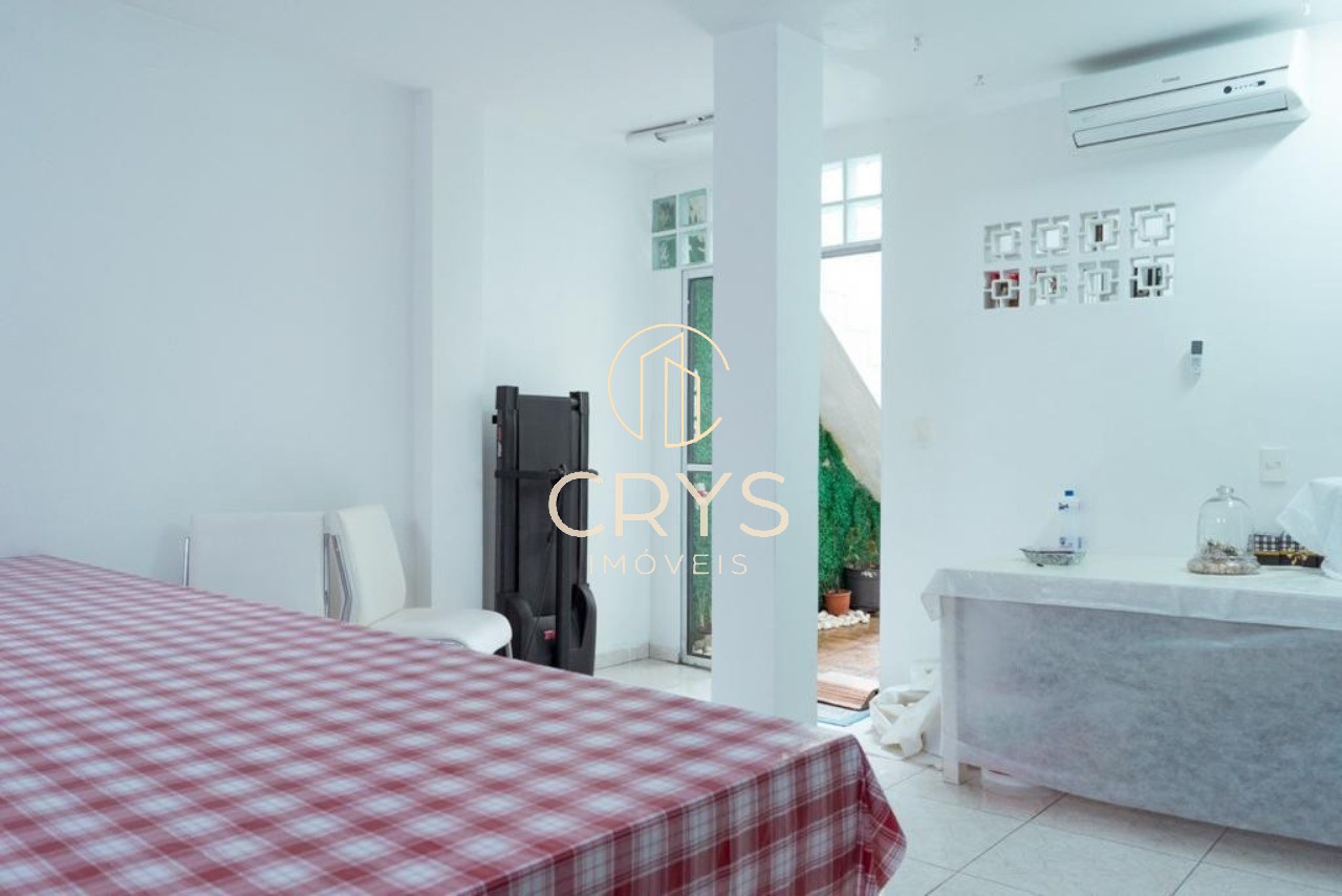 Casa, 3 quartos, 240 m² - Foto 5