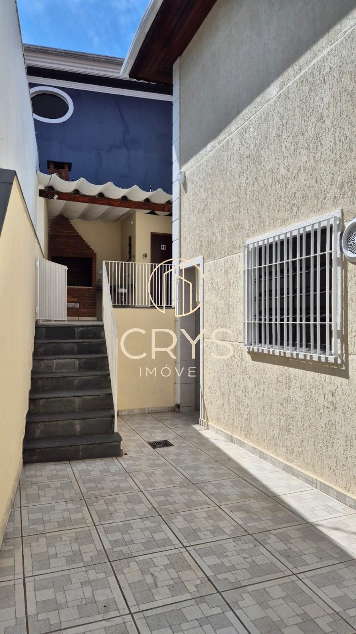 Casa, 3 quartos, 200 m² - Foto 1