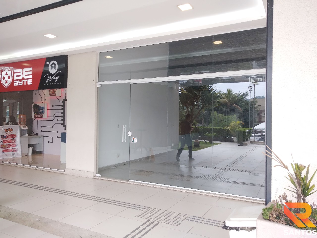 Loja-Salão, 60 m² - Foto 1