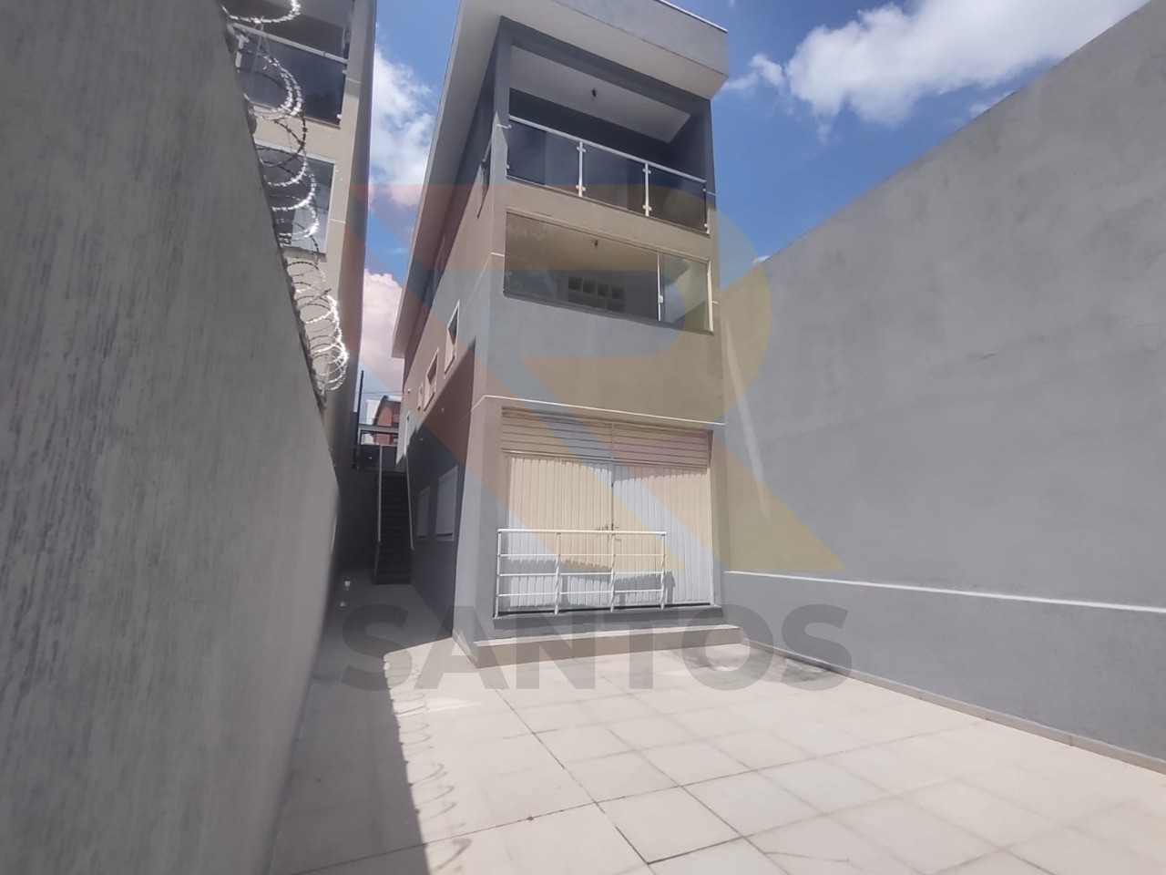 Casa, 3 quartos, 201 m² - Foto 1
