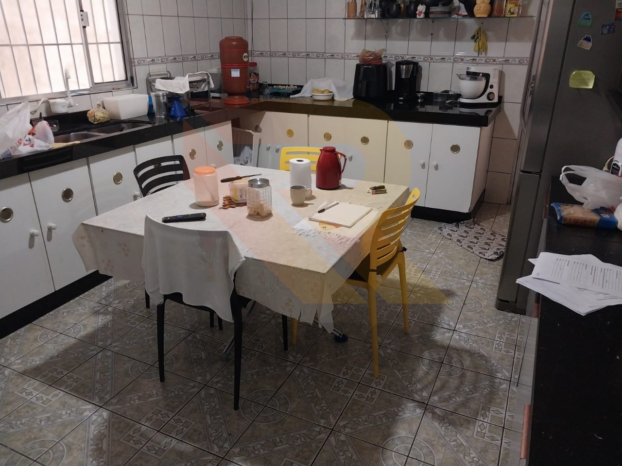 Casa, 2 quartos, 250 m² - Foto 14