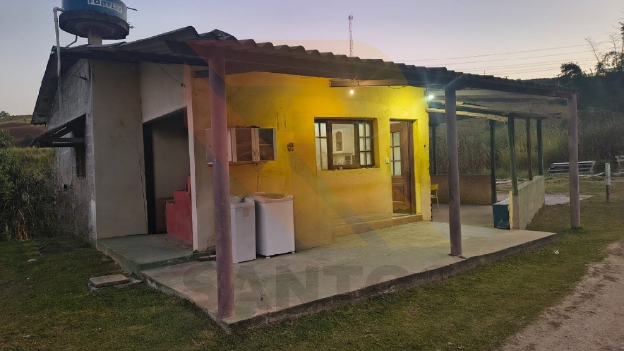 Casa, 2 quartos, 881 m² - Foto 2