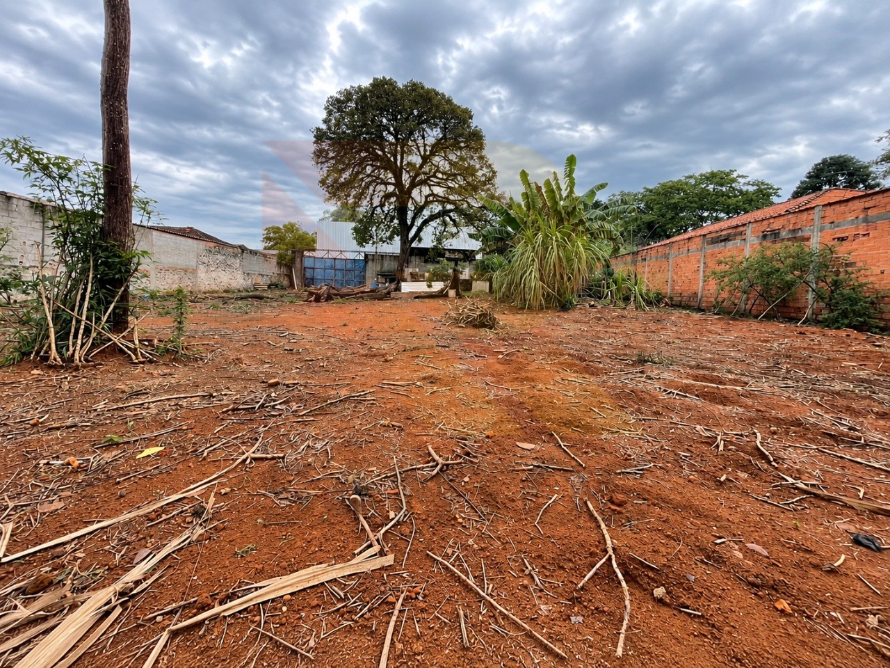 Loteamento e Condomínio, 979 m² - Foto 2