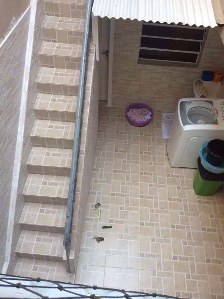 Excelente casa Térrea com edícula completa nos fundos,140 metros de área construída.