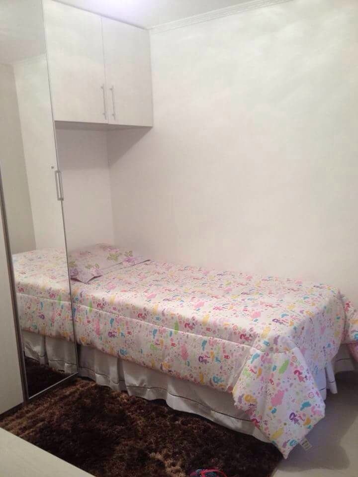 Excelente casa Térrea com edícula completa nos fundos,140 metros de área construída.