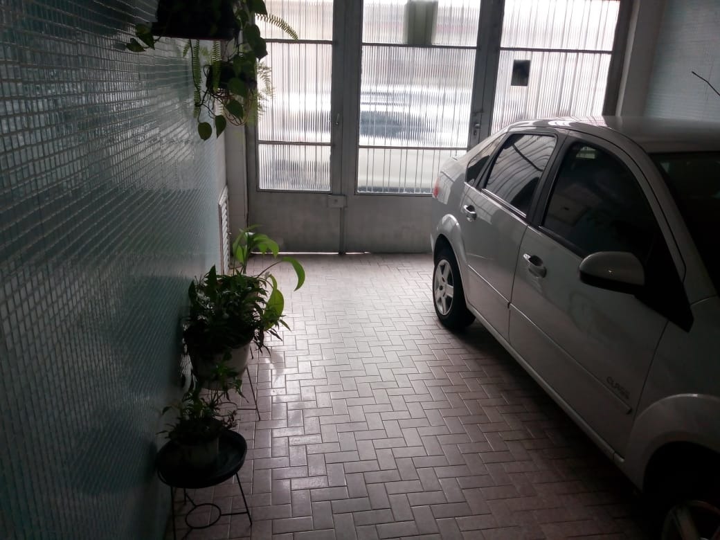 Excelente Sobrado ao lado da estação Bresser com 300 metros.