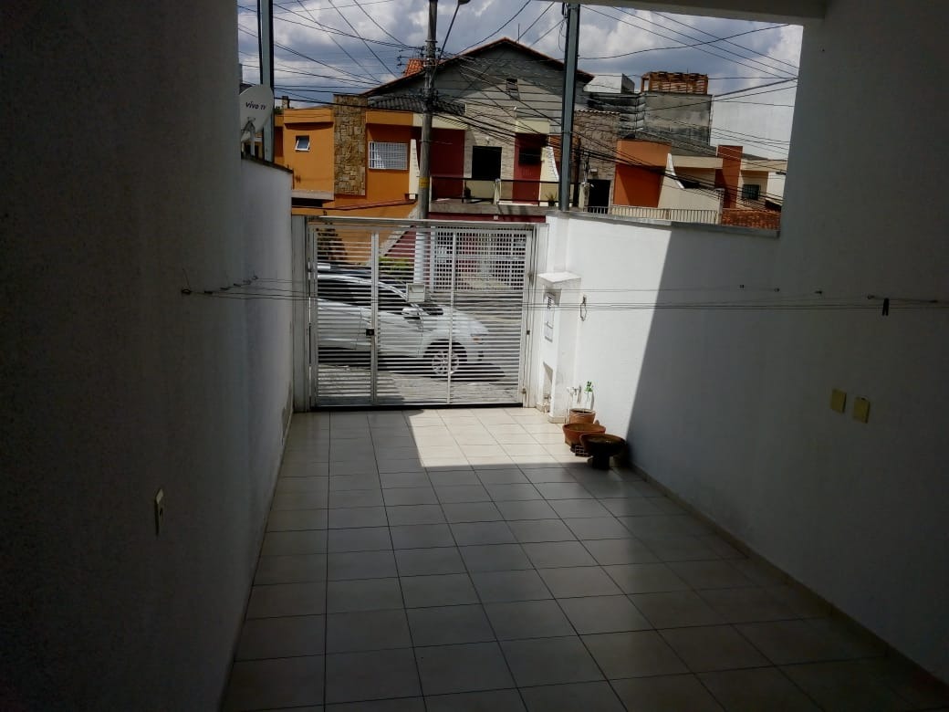Excelente sobrado na vila alpina com 03 dormitórios sendo um