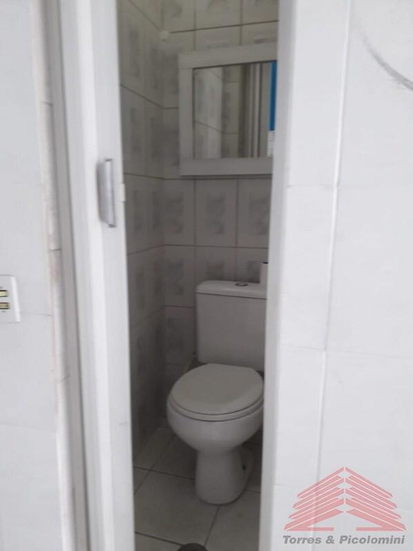 Sobrado comercial - frente ao metrô vila prudente - e uninove