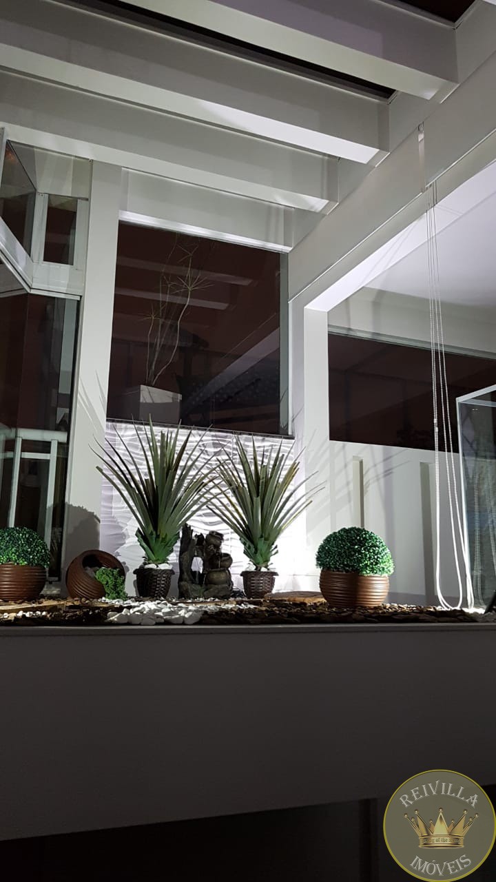 Cobertura duplex na mooca, 3 suites, 4 vagas, lazer, fino acabamento, ar condiconado, aceita permuta