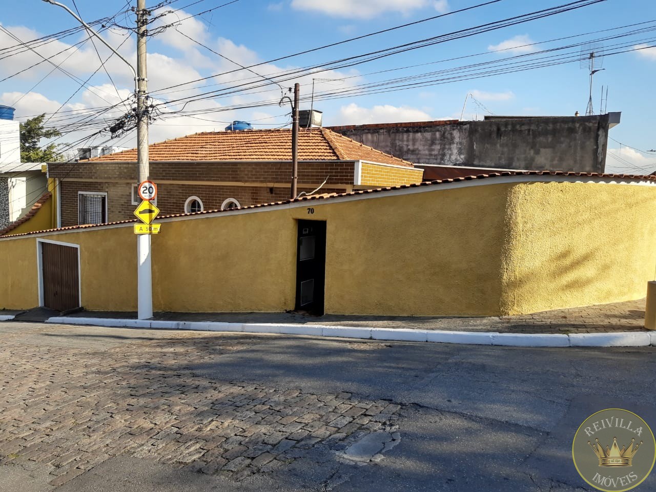 Casa Térrea de esquina Com Piscina Vila Industrial
