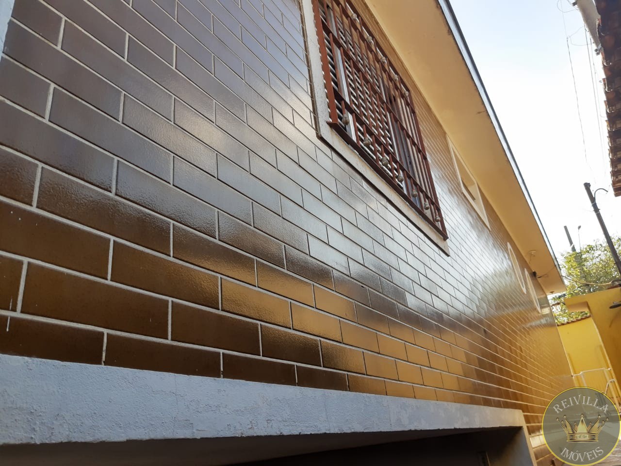 Casa Térrea de esquina Com Piscina Vila Industrial
