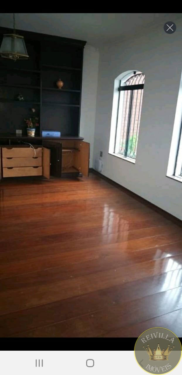 Excelente sobrado na MOOCA de ALTO PADRÃO com 330 mts de área construída.