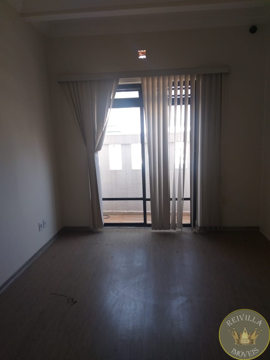 OPORTUNIDADE Andar inteiro de Conjunto Comercial com 352 mts e 14 salas no Centro :