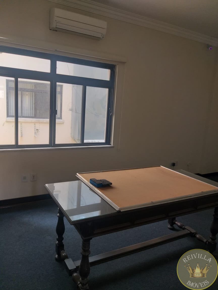 OPORTUNIDADE Andar inteiro de Conjunto Comercial com 352 mts e 14 salas no Centro :