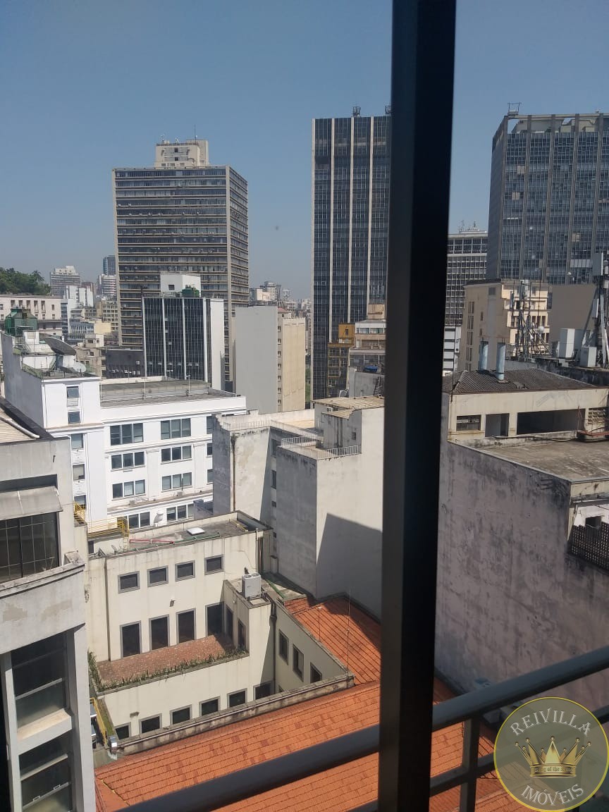 OPORTUNIDADE Andar inteiro de Conjunto Comercial com 352 mts e 14 salas no Centro :