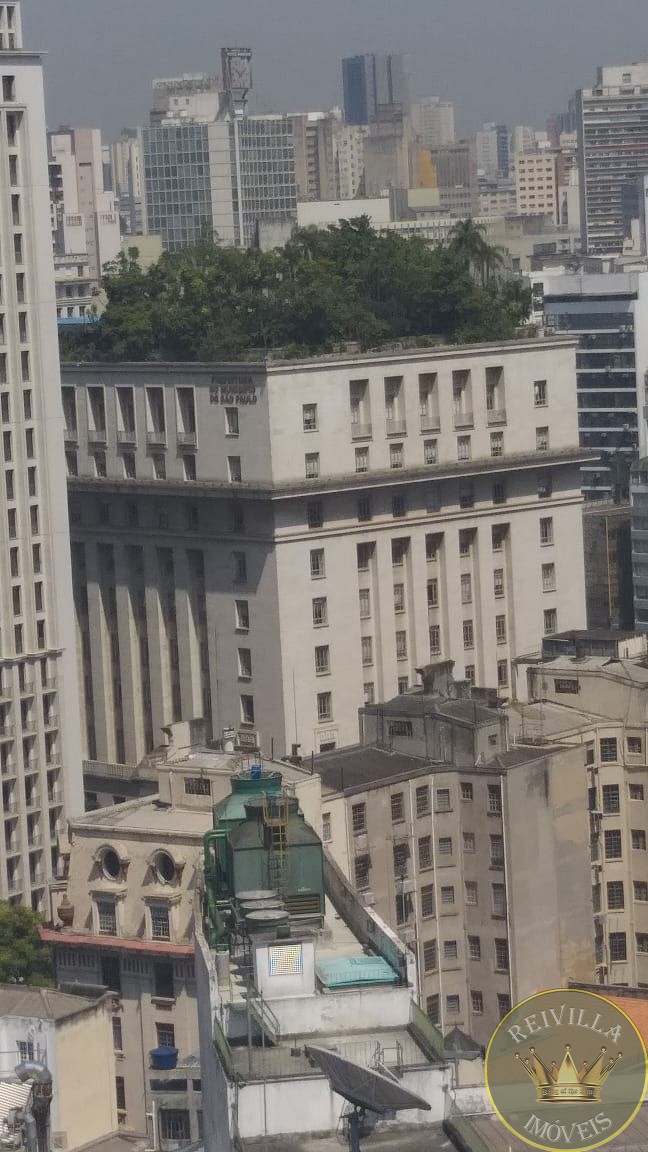 OPORTUNIDADE Andar inteiro de Conjunto Comercial com 352 mts e 14 salas no Centro :