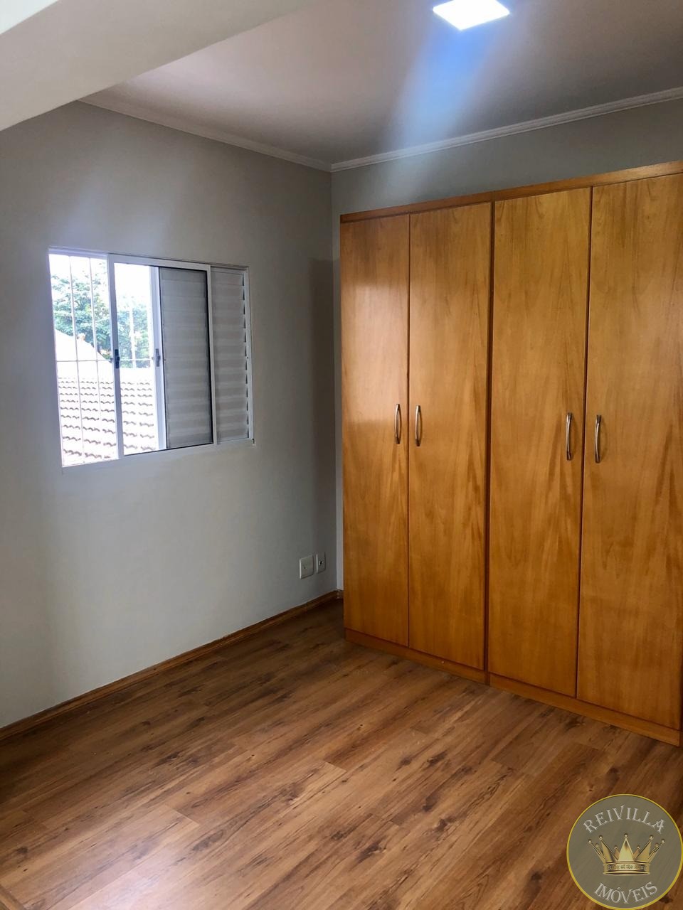 Sobrado na mooca com edicula, 220 metros, 3 dorms, suite, quintal, churrasqueira, 3 vagas