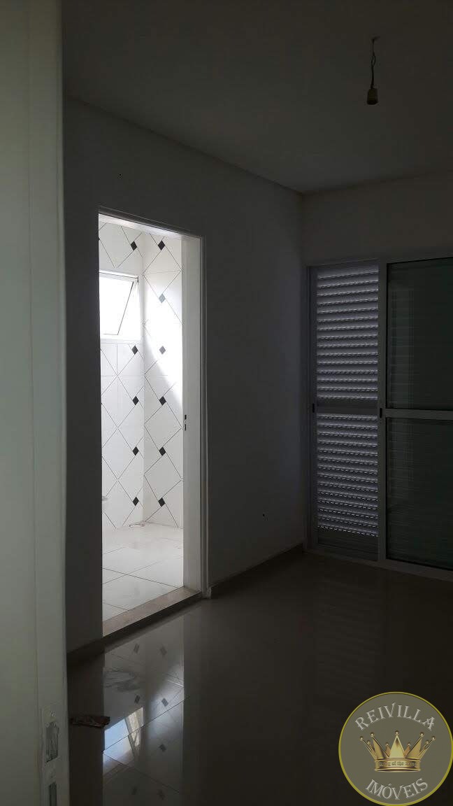 Excelente Casa de Esquina comDois Imóveis no mesmo terreno na Penha
