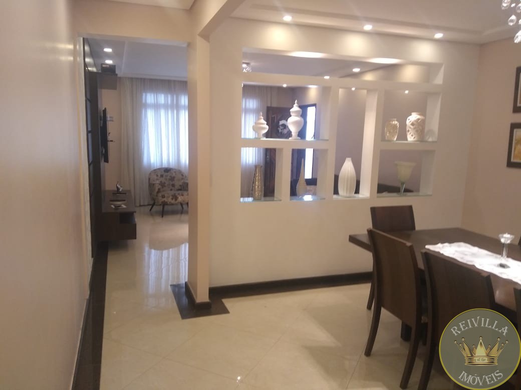Excelente sobrado com 346 m² de área construída- jardim da f