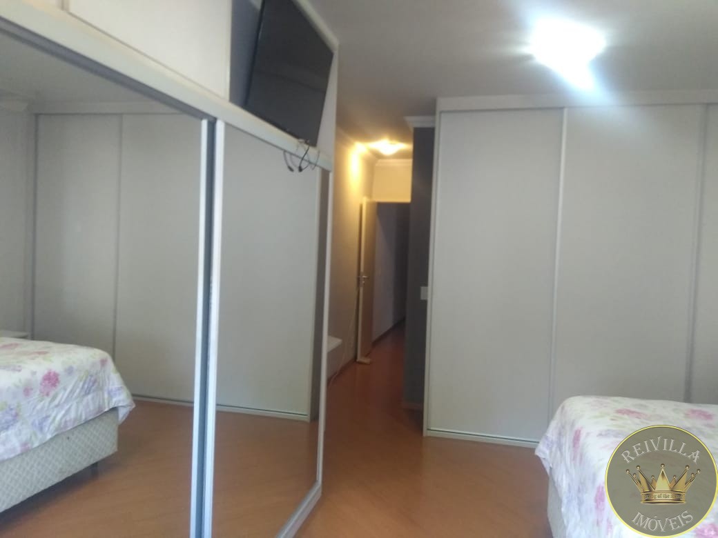 EXCELENTE SOBRADO com 346 m² de Área construída- JARDIM DA FIGUEIRA!!!