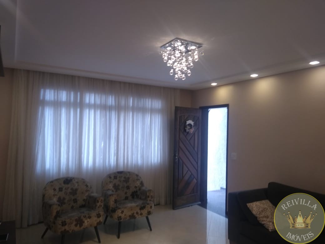 EXCELENTE SOBRADO com 346 m² de Área construída- JARDIM DA FIGUEIRA!!!