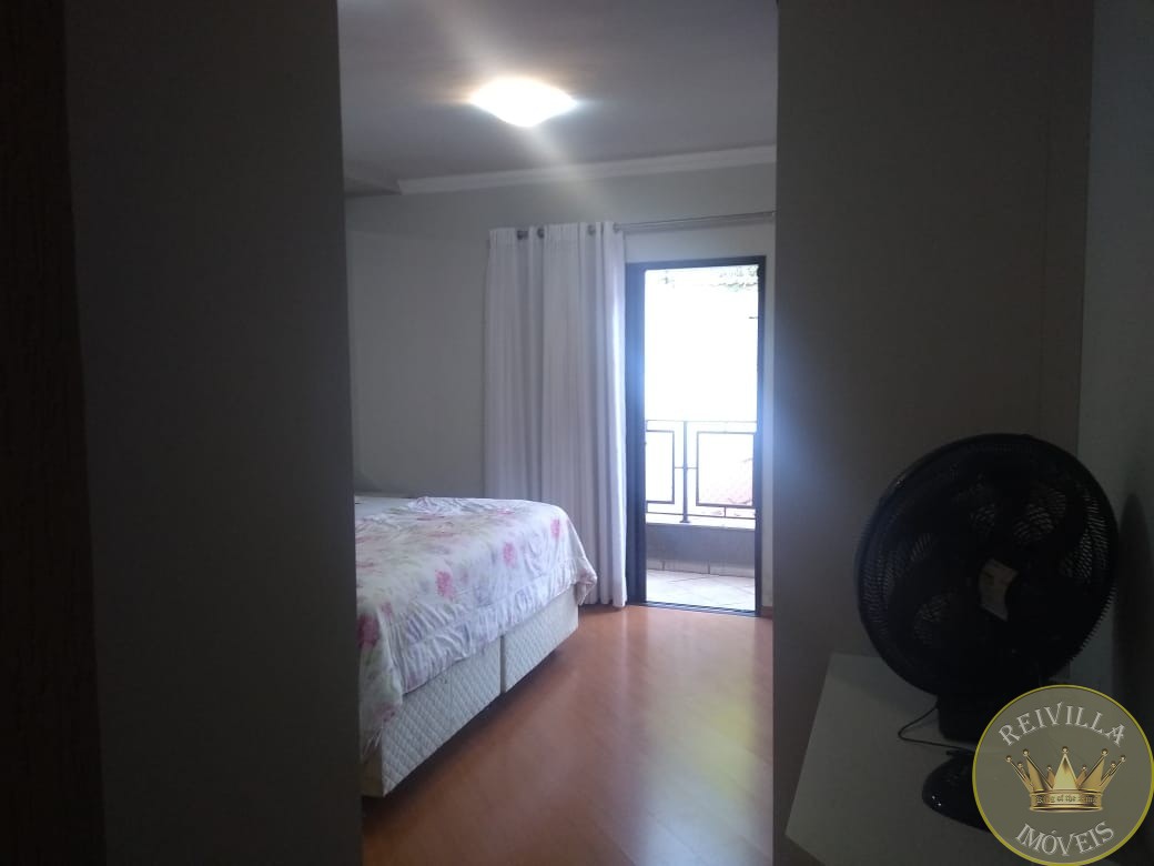 EXCELENTE SOBRADO com 346 m² de Área construída- JARDIM DA FIGUEIRA!!!