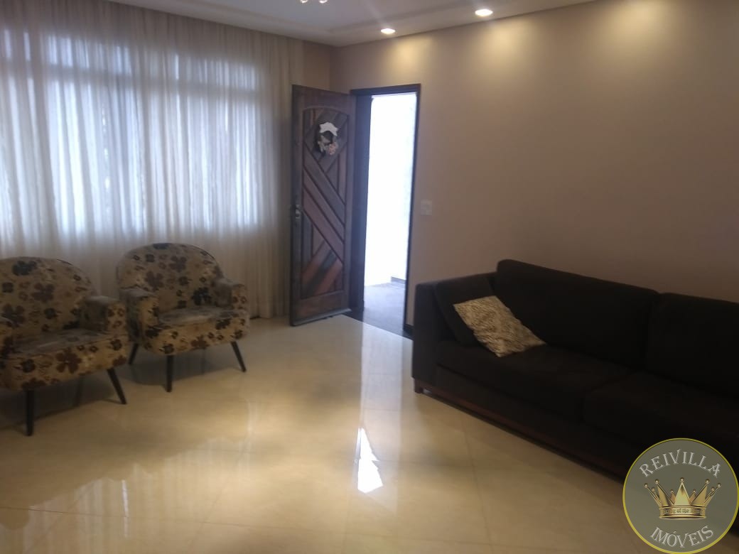EXCELENTE SOBRADO com 346 m² de Área construída- JARDIM DA FIGUEIRA!!!