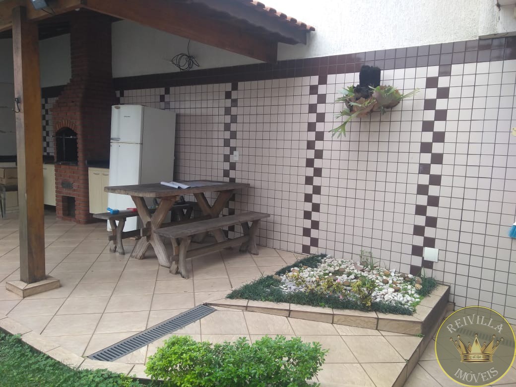 EXCELENTE SOBRADO com 346 m² de Área construída- JARDIM DA FIGUEIRA!!!
