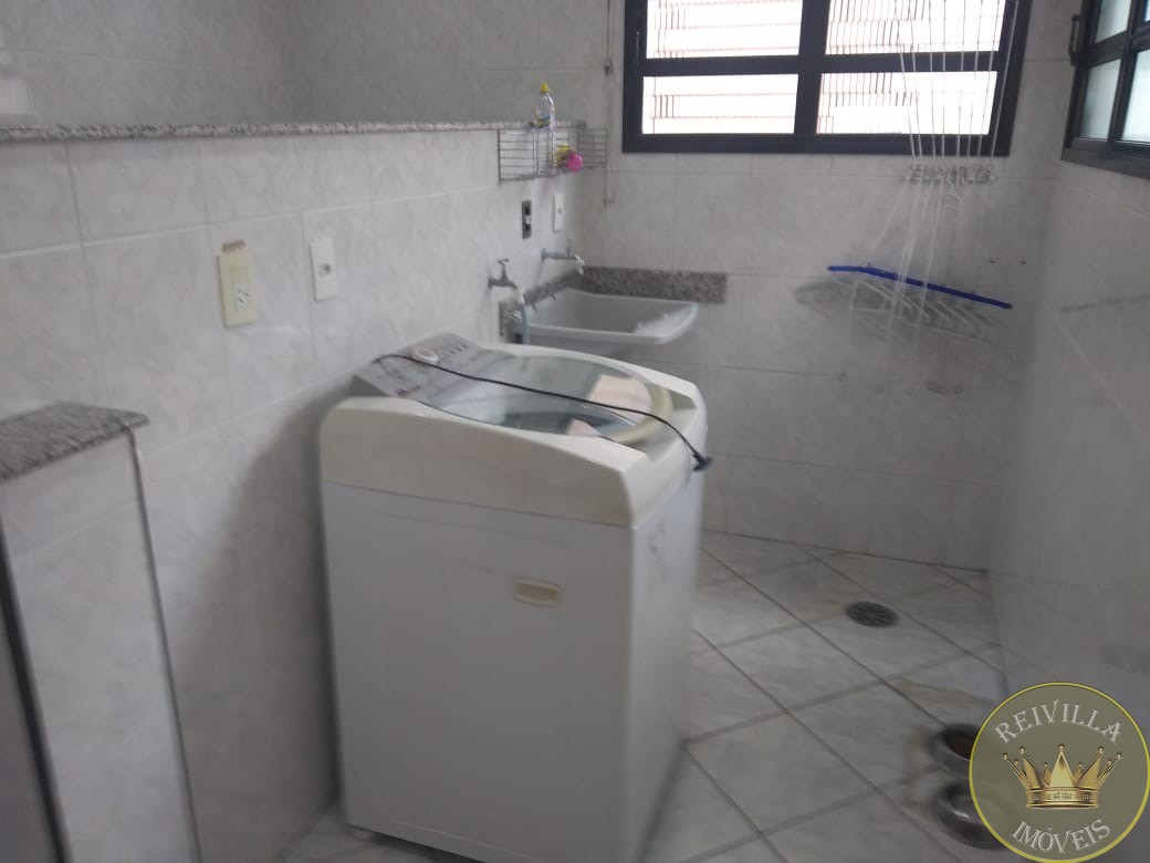 EXCELENTE SOBRADO com 346 m² de Área construída- JARDIM DA FIGUEIRA!!!