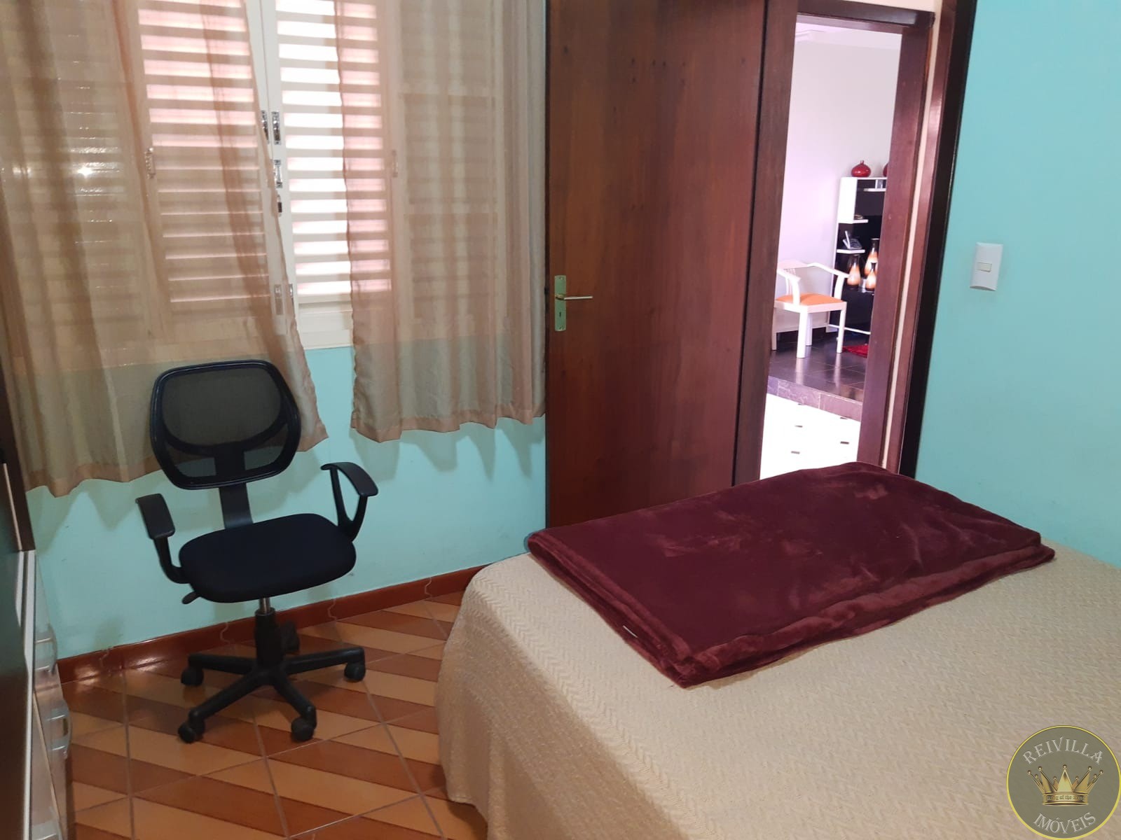 Excelente Casa para Venda com Entradas pelas ruas da frente e a de trás, Vila Ema terreno com 12X 25 02