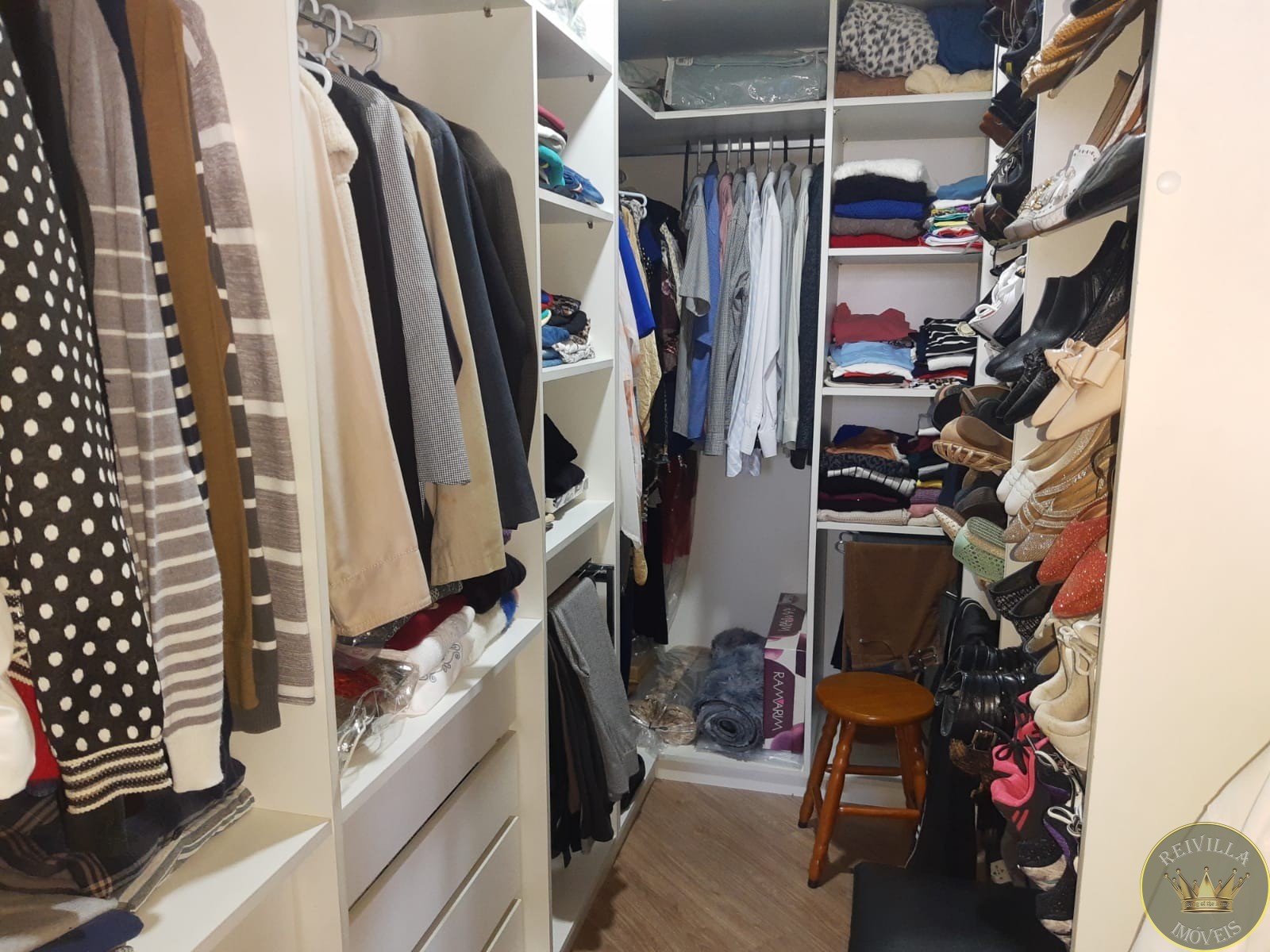 Excelente Casa para Venda com Entradas pelas ruas da frente e a de trás, Vila Ema terreno com 12X 25 02