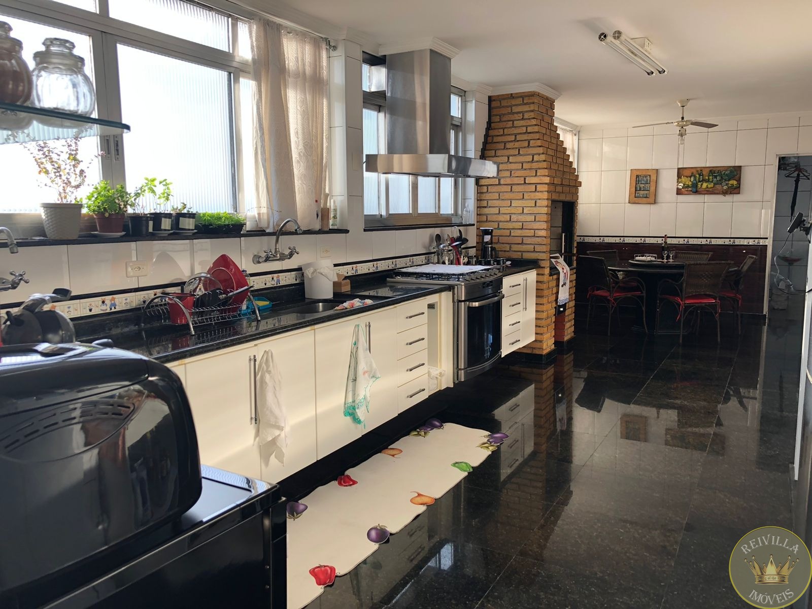 Amplo apartamento em uma das avenidas principais da Mooca.Apto 468 mts área total /368 área útil