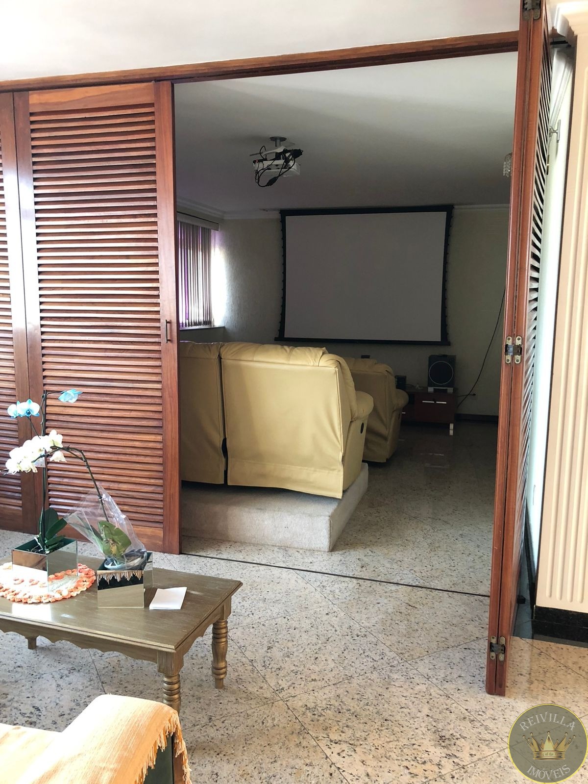 Amplo apartamento em uma das avenidas principais da Mooca.Apto 468 mts área total /368 área útil