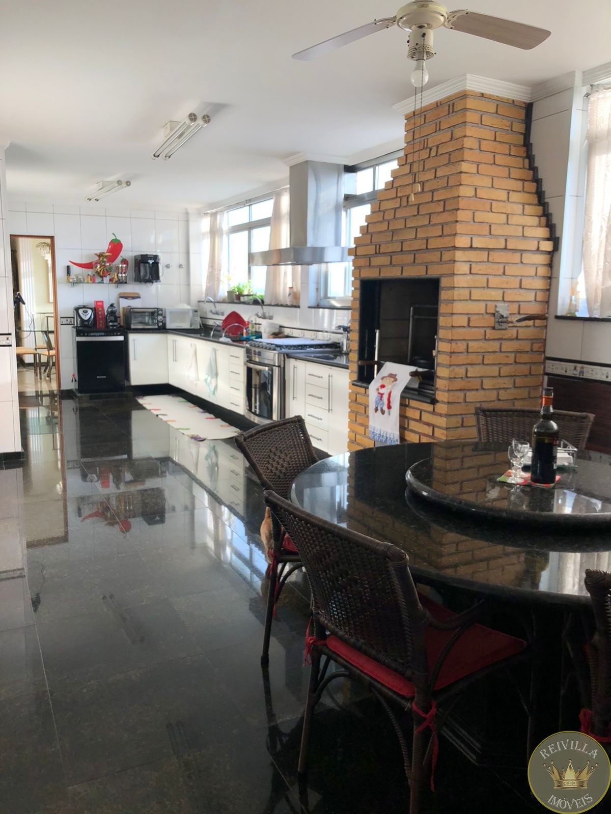 Amplo apartamento em uma das avenidas principais da Mooca.Apto 468 mts área total /368 área útil