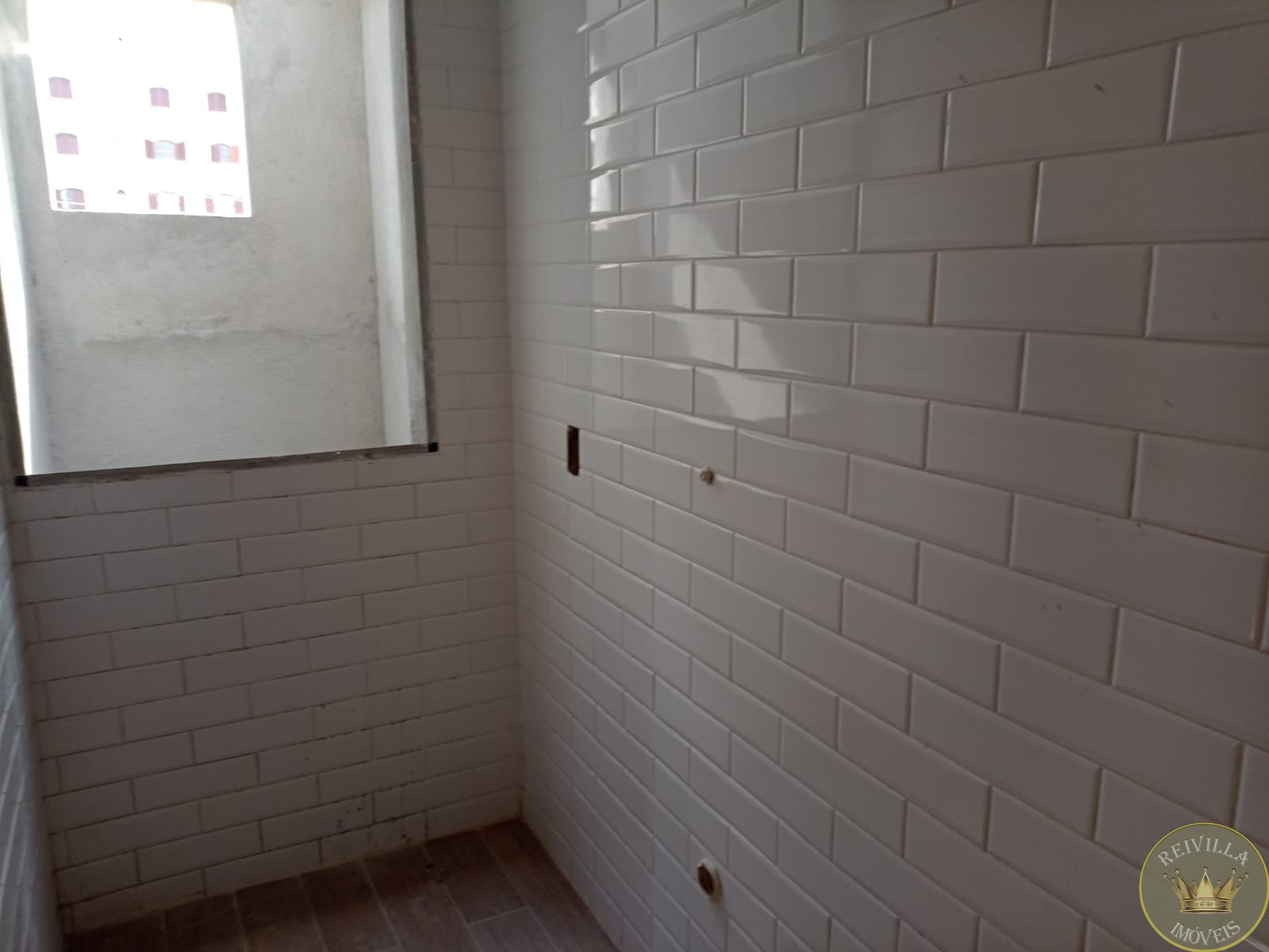 Excelentes Kitnets Novas para venda prox. Vila Ema com 31m² 01 dorm. Sala, cozinha e WC.