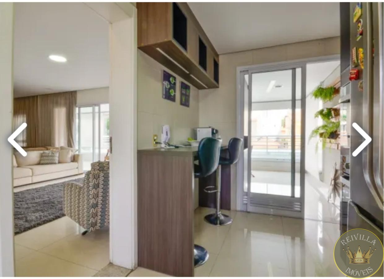 BELISSIMO APARTAMENTO DE ALTO PADRÃO, COM 240 m² 03 suítes e 04 vagas no Tatuapé