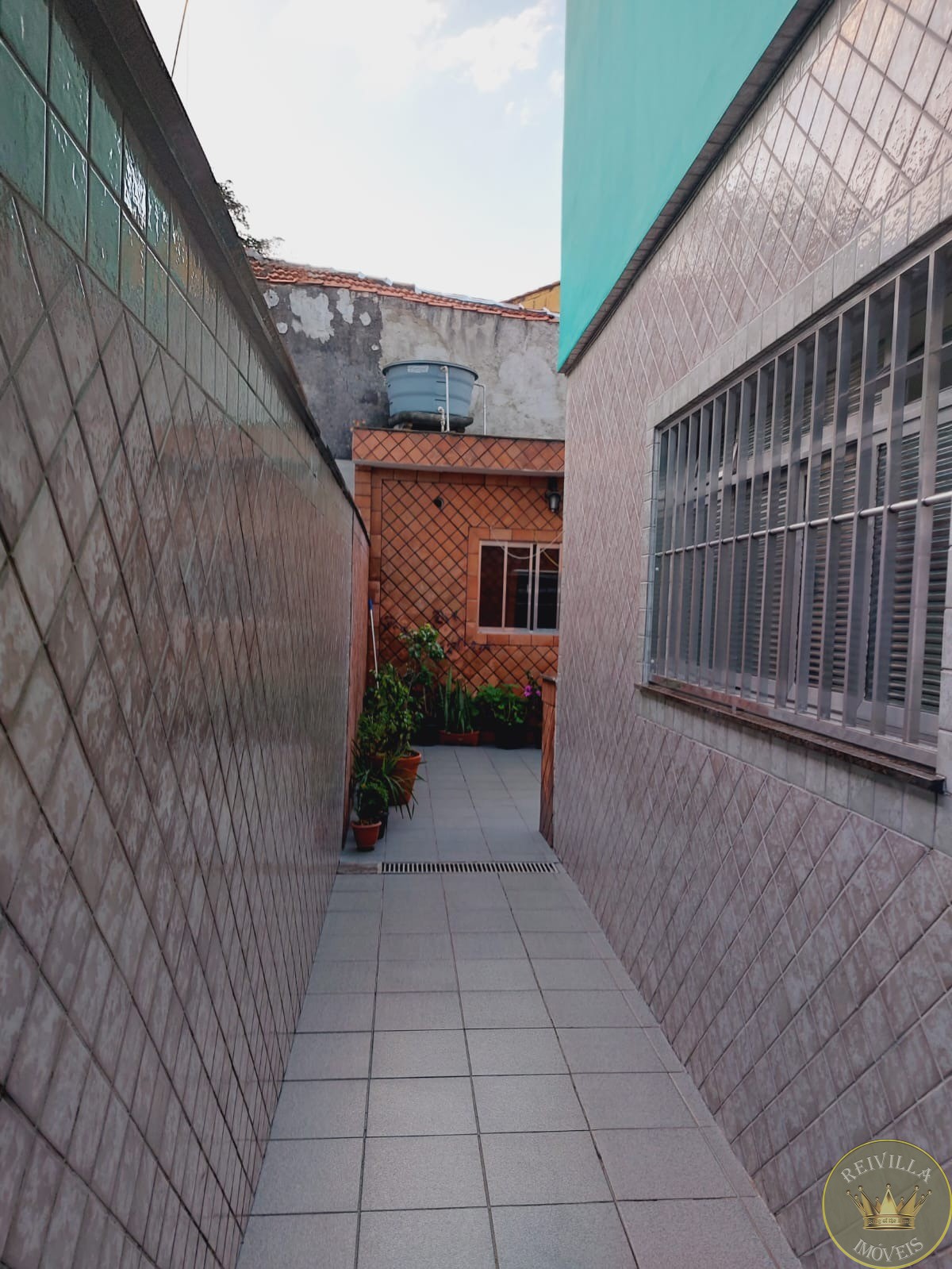 Excelente Sobrado na Mooca com 140 m² com 03 dormitórios sendo 01 suíte, duas vagas