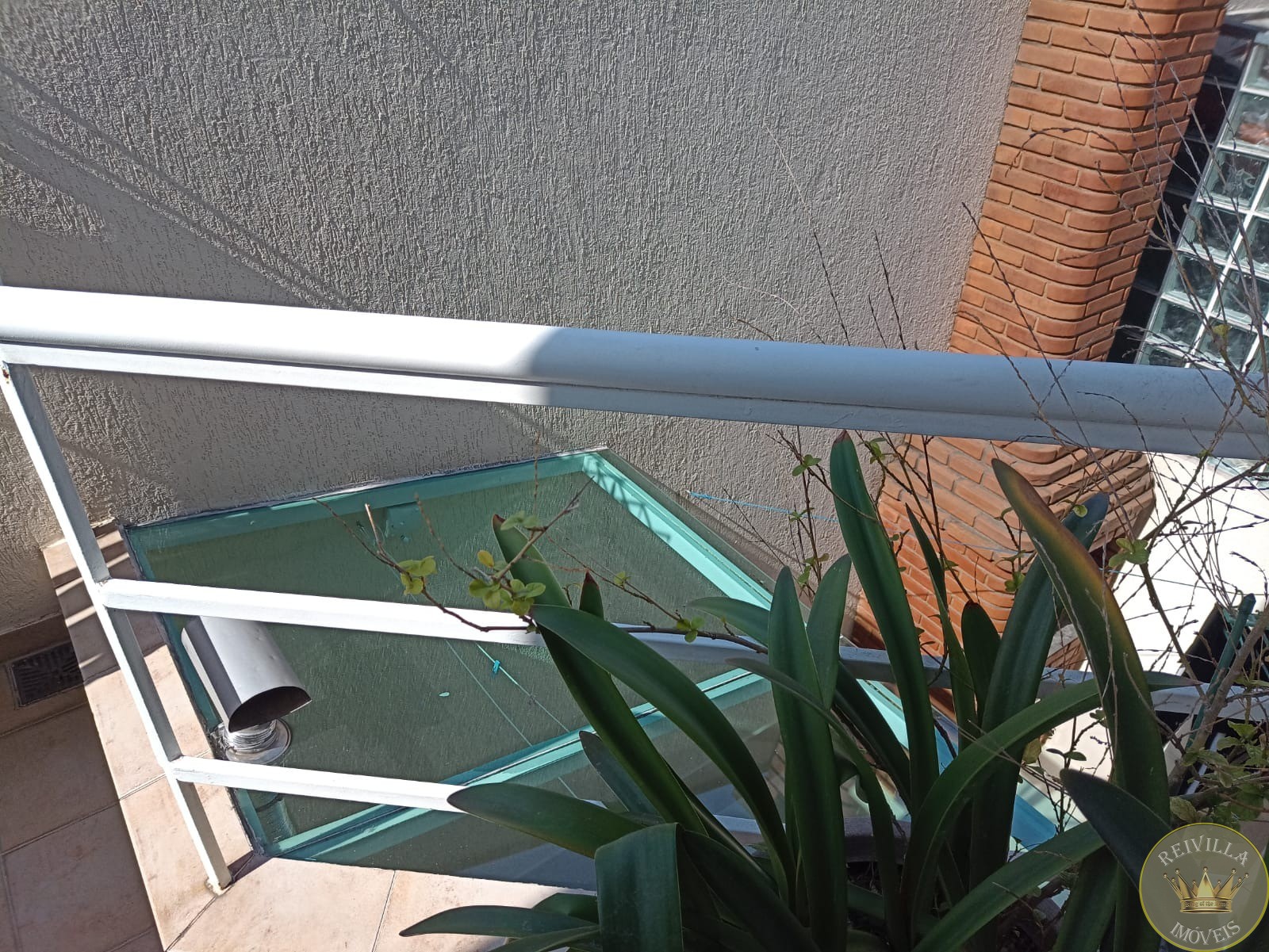 Excelente sobrado em condomínio fechado alto padrão ,com 220 m²