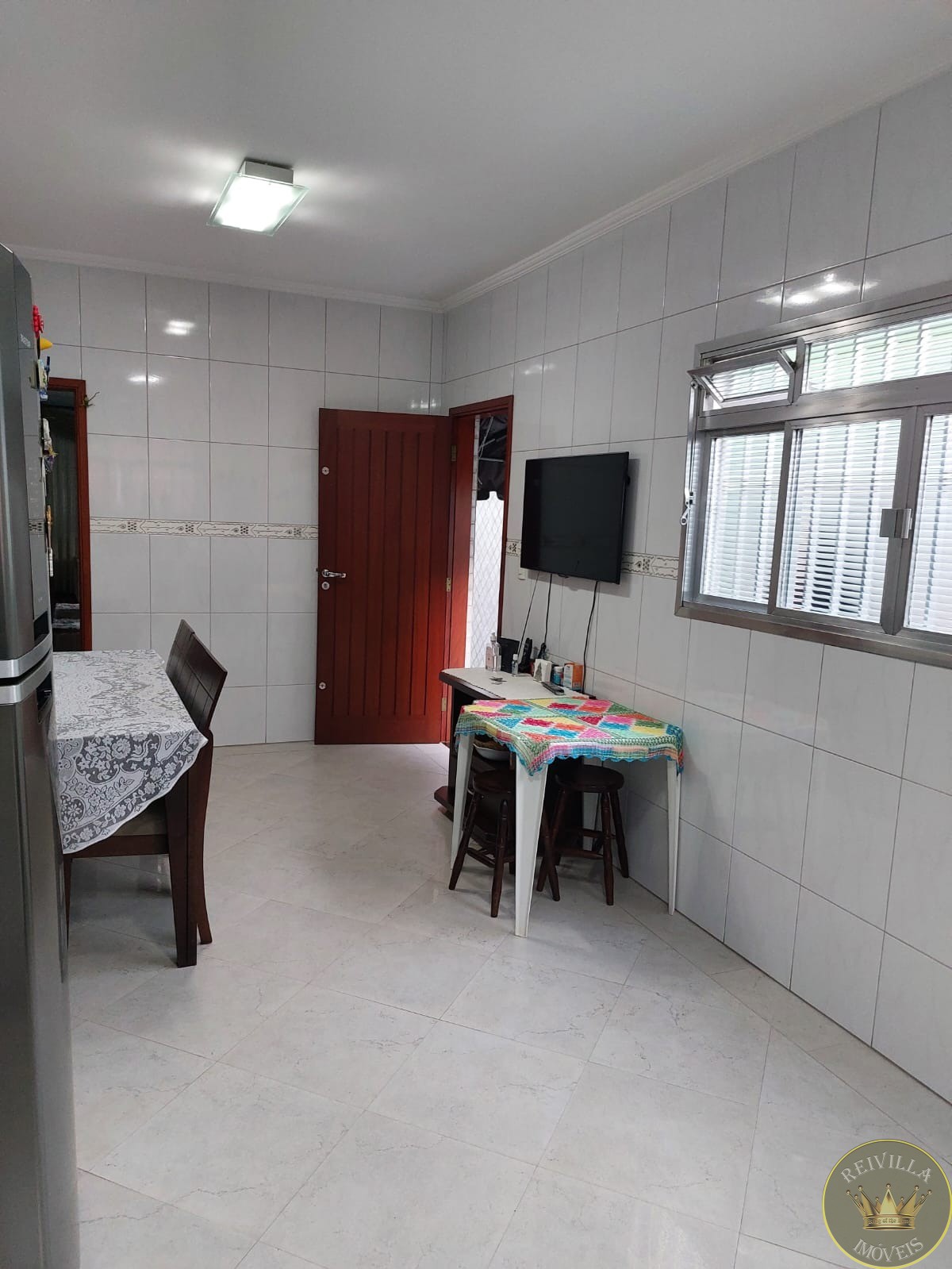 Excelente Sobrado na Mooca com 140 m² com 03 dormitórios sendo 01 suíte, duas vagas