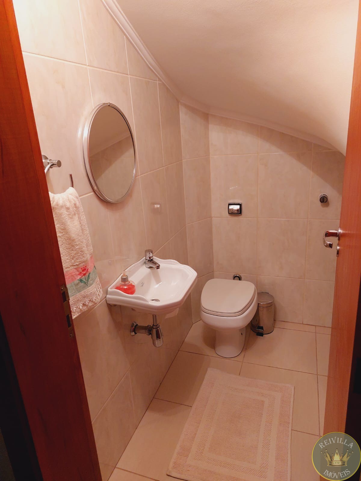 Excelente Sobrado na Mooca com 140 m² com 03 dormitórios sendo 01 suíte, duas vagas