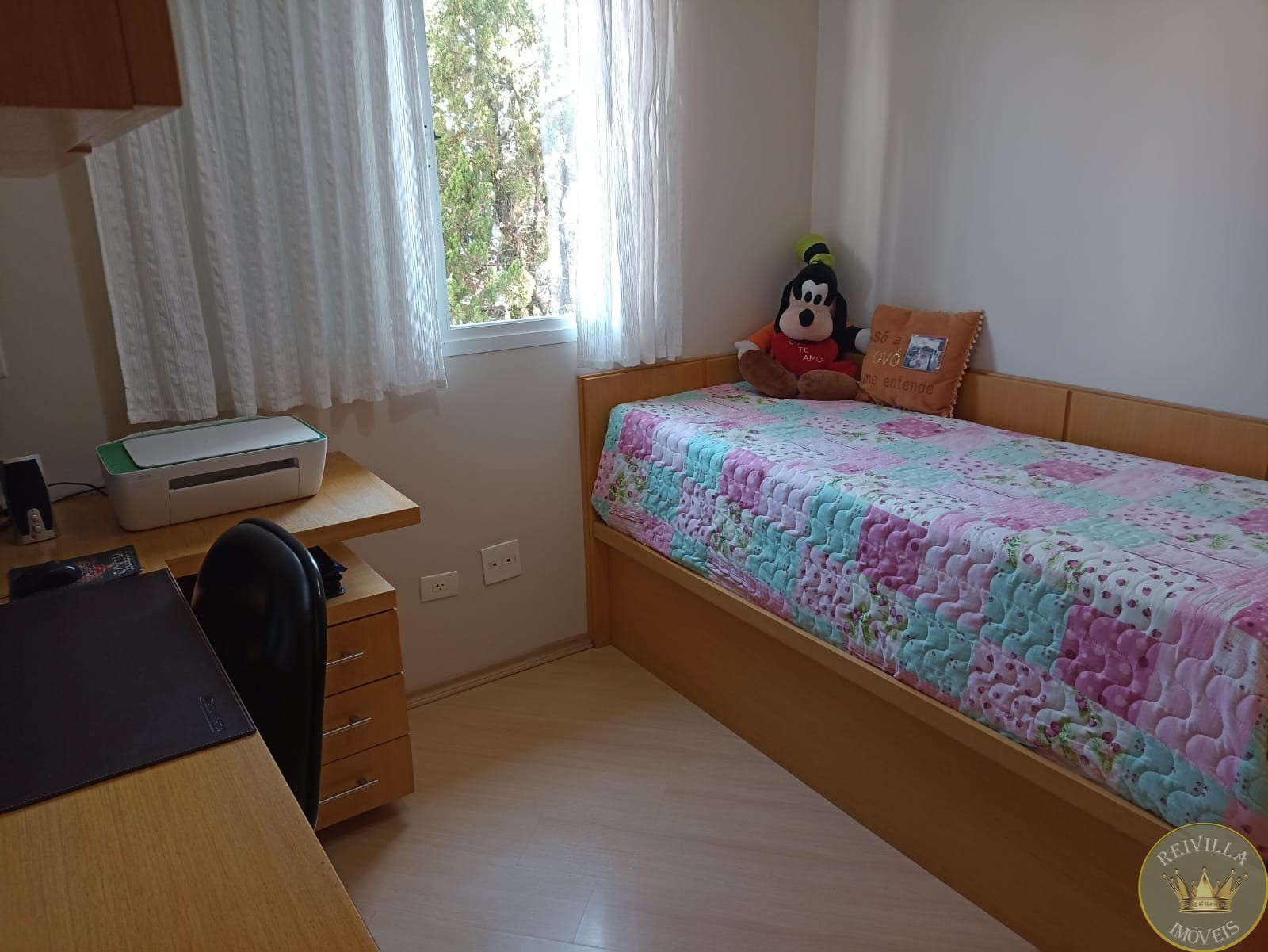 Excelente sobrado em condomínio fechado alto padrão ,com 220 m²