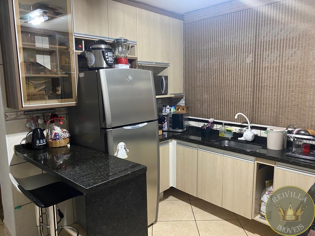 Sobrado na Vila Formosa com 3 dormitórios, espaço gourmet,160 mts.