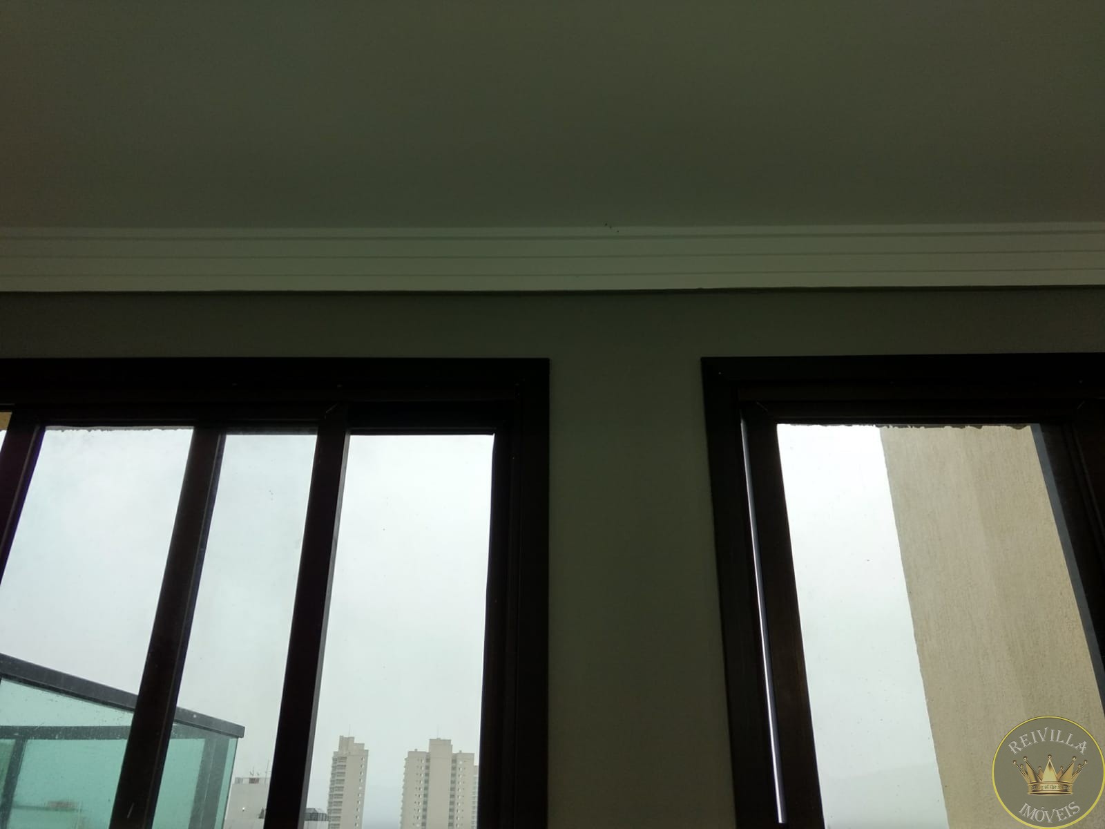 Apartamento Balneário Cidade Atlântica -3 Quartos 1 Suites 4 Banheiros 1 Vagas 150.00 Área Útil
