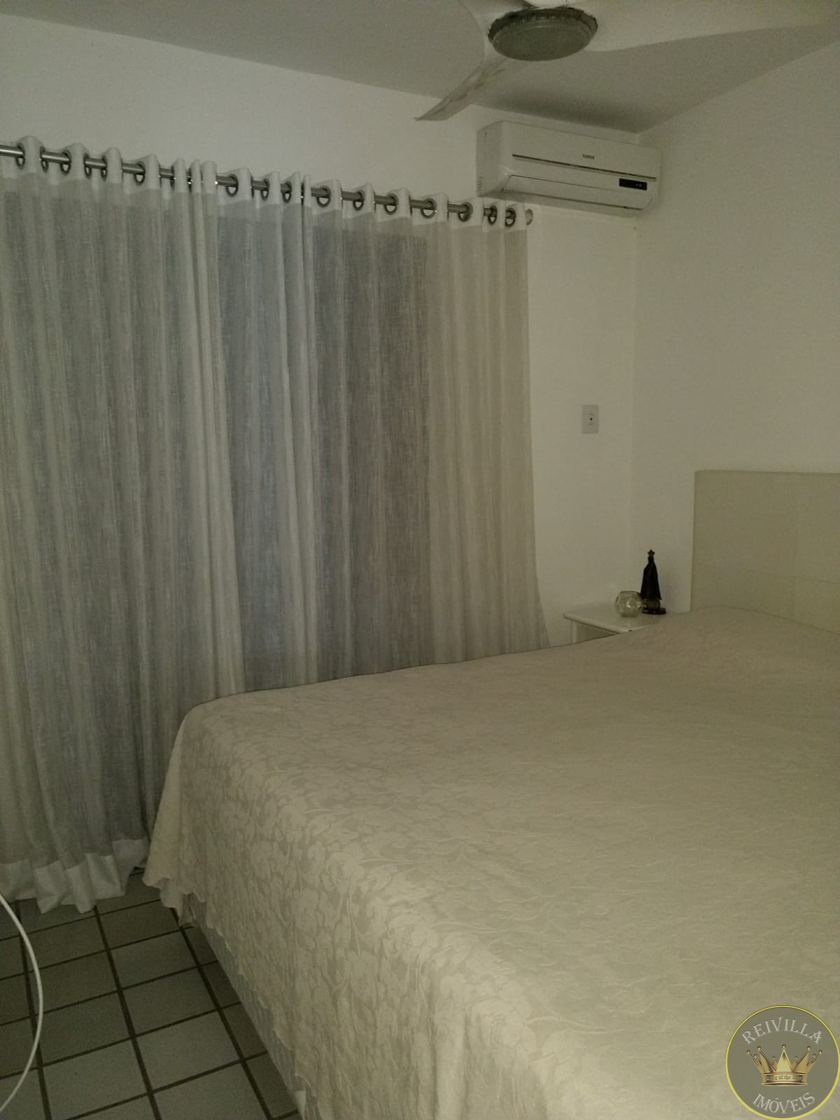 Apartamento Balneário Cidade Atlântica -3 Quartos 1 Suites 4 Banheiros 1 Vagas 150.00 Área Útil