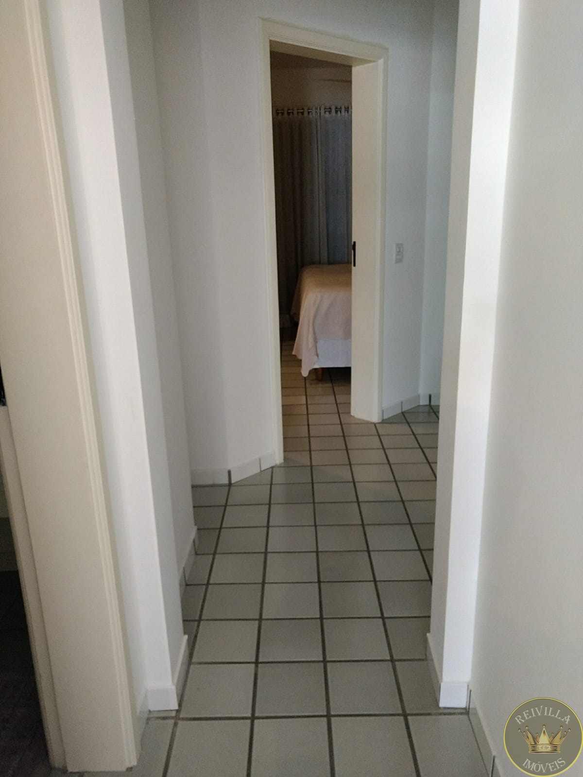 Apartamento Balneário Cidade Atlântica -3 Quartos 1 Suites 4 Banheiros 1 Vagas 150.00 Área Útil